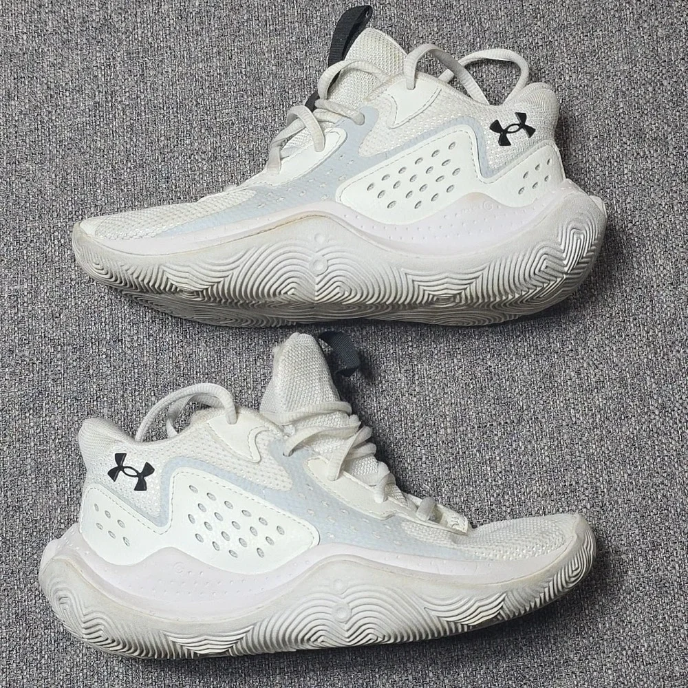Under Armour UA Jet '23 AP White HaloGray Youth 4.5Y Sneakers Shoes